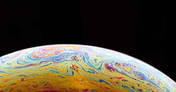 Comment organiser une séance de cinéma intergénérationnelle avec des films classiques?